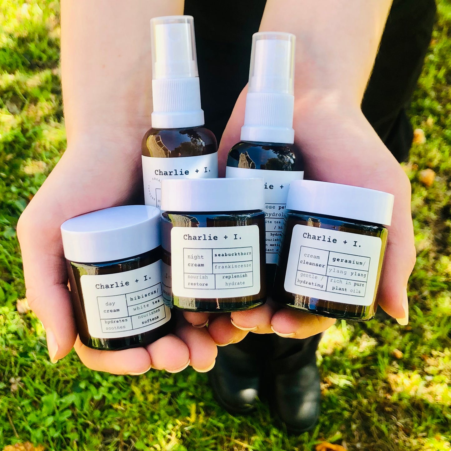 SKINCARE DISCOVERY BOX - NATURAL MINI AROMATHERAPY FACE PRODUCTS